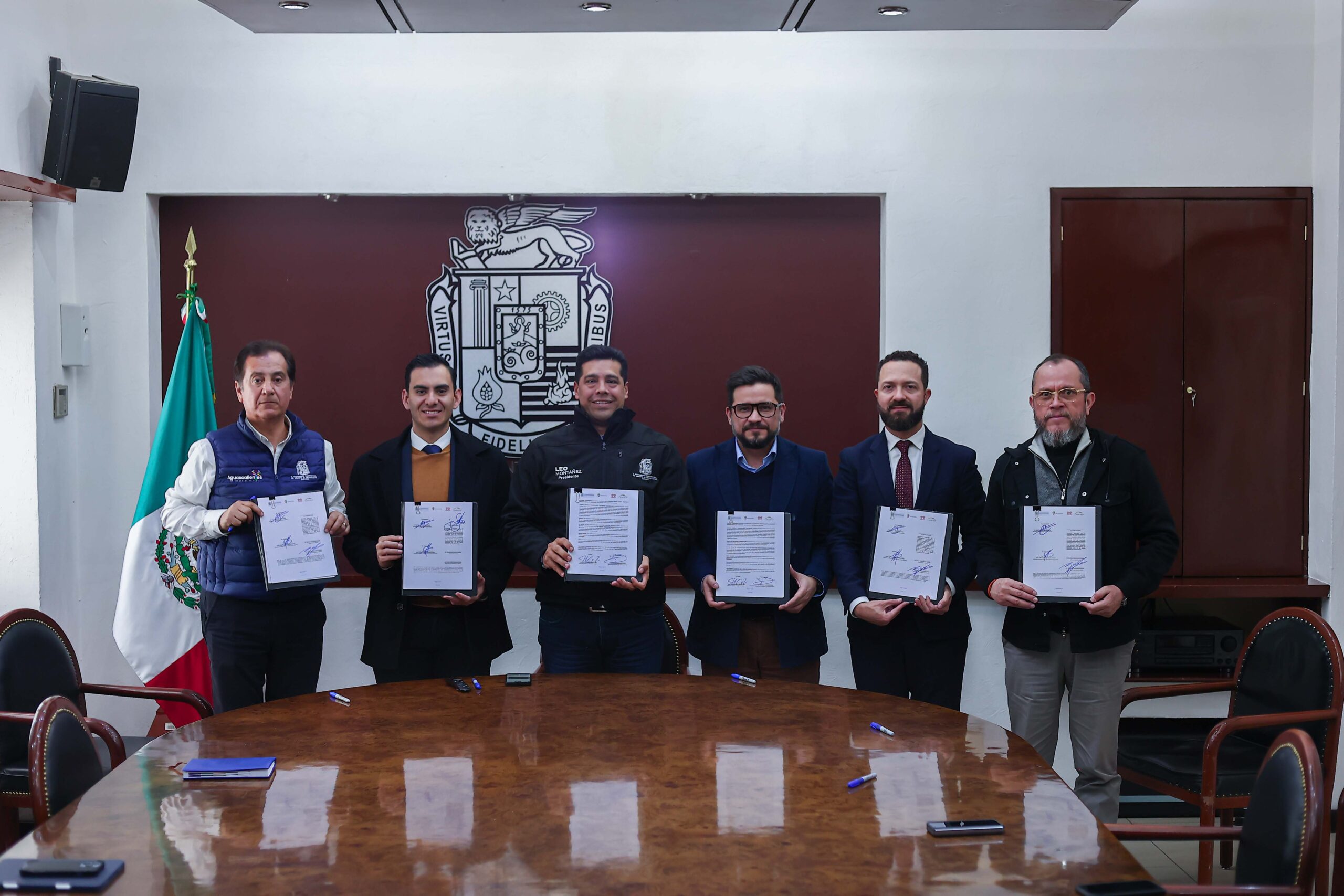 Renueva Municipio capital convenio con el INFONAVIT y la CANADEVI