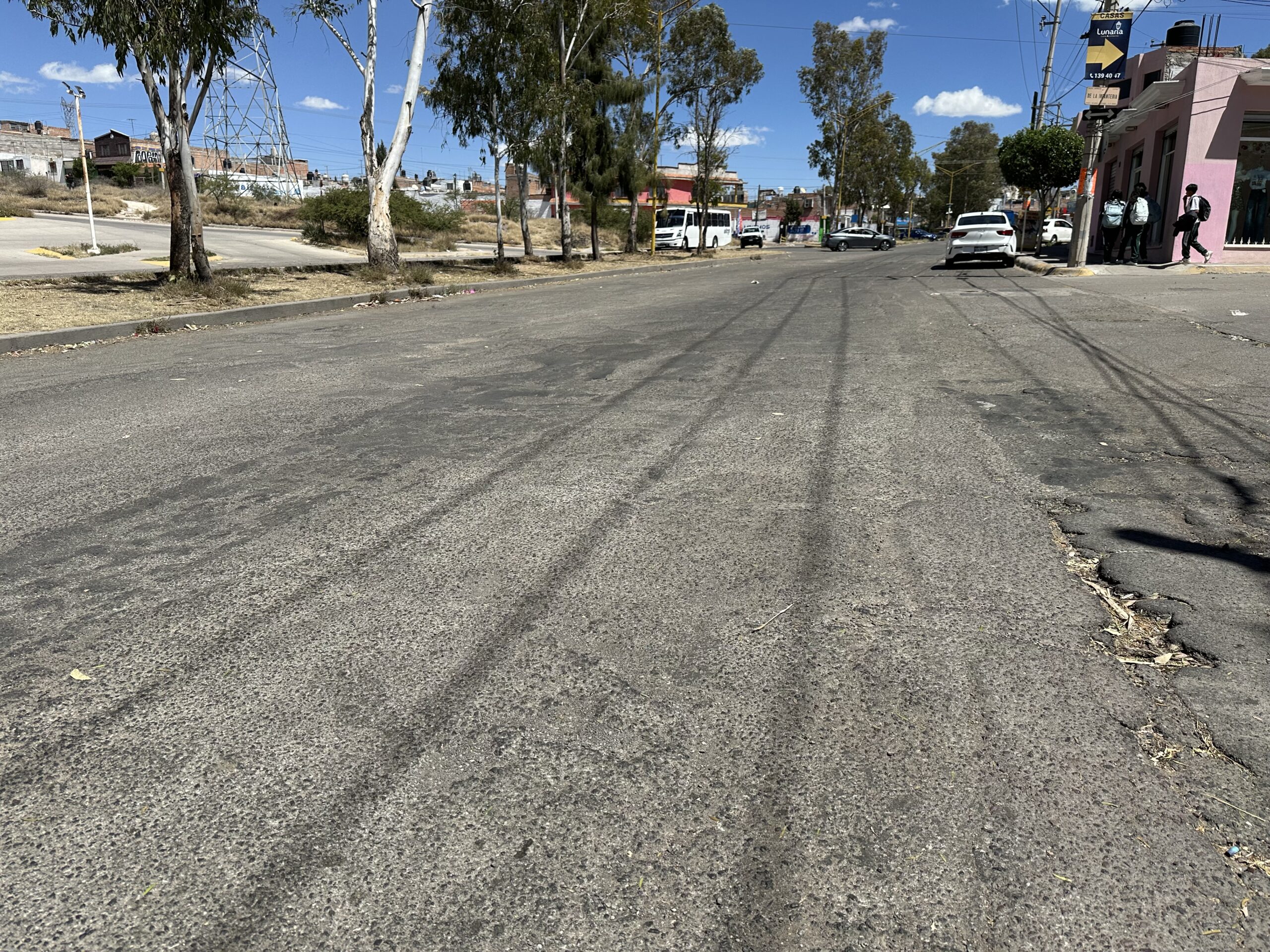 Aviso vial: cierre de calles por colocación de concreto hidráulico en Av. Mariano Hidalgo
