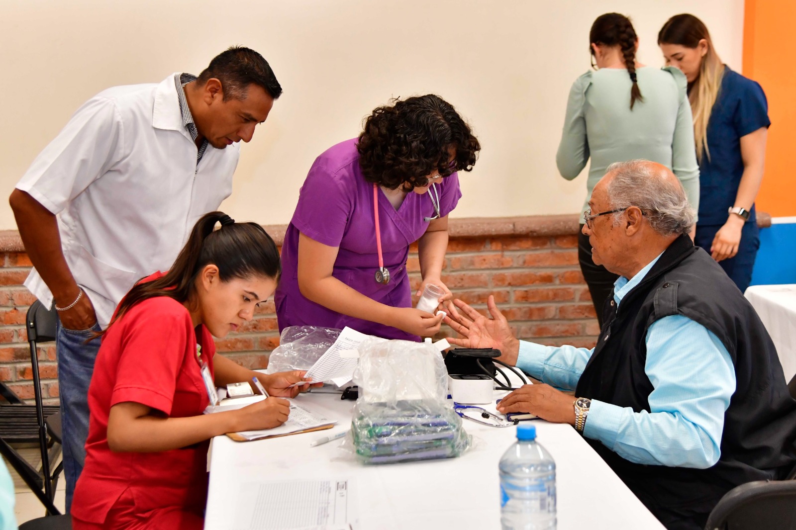 Brigada médica gratuita del DIF Estatal llega a Cumbres III este 9 de julio