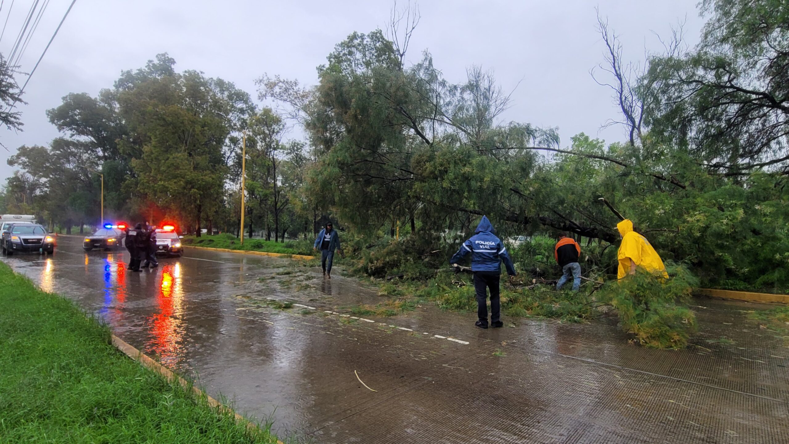 Más de 80 servicios ha atendido municipio en las primeras horas de lluvia