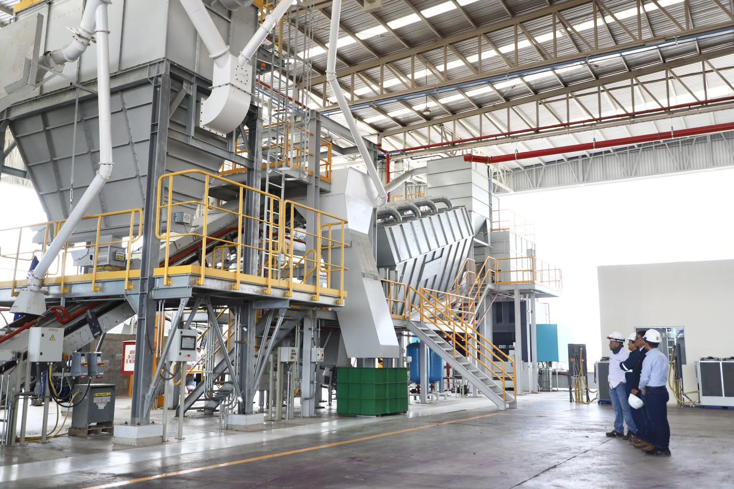 Con una inversión de 160 millones de pesos, inaugura Tere Jiménez planta única en Latinoamérica; genera energía a partir de residuos