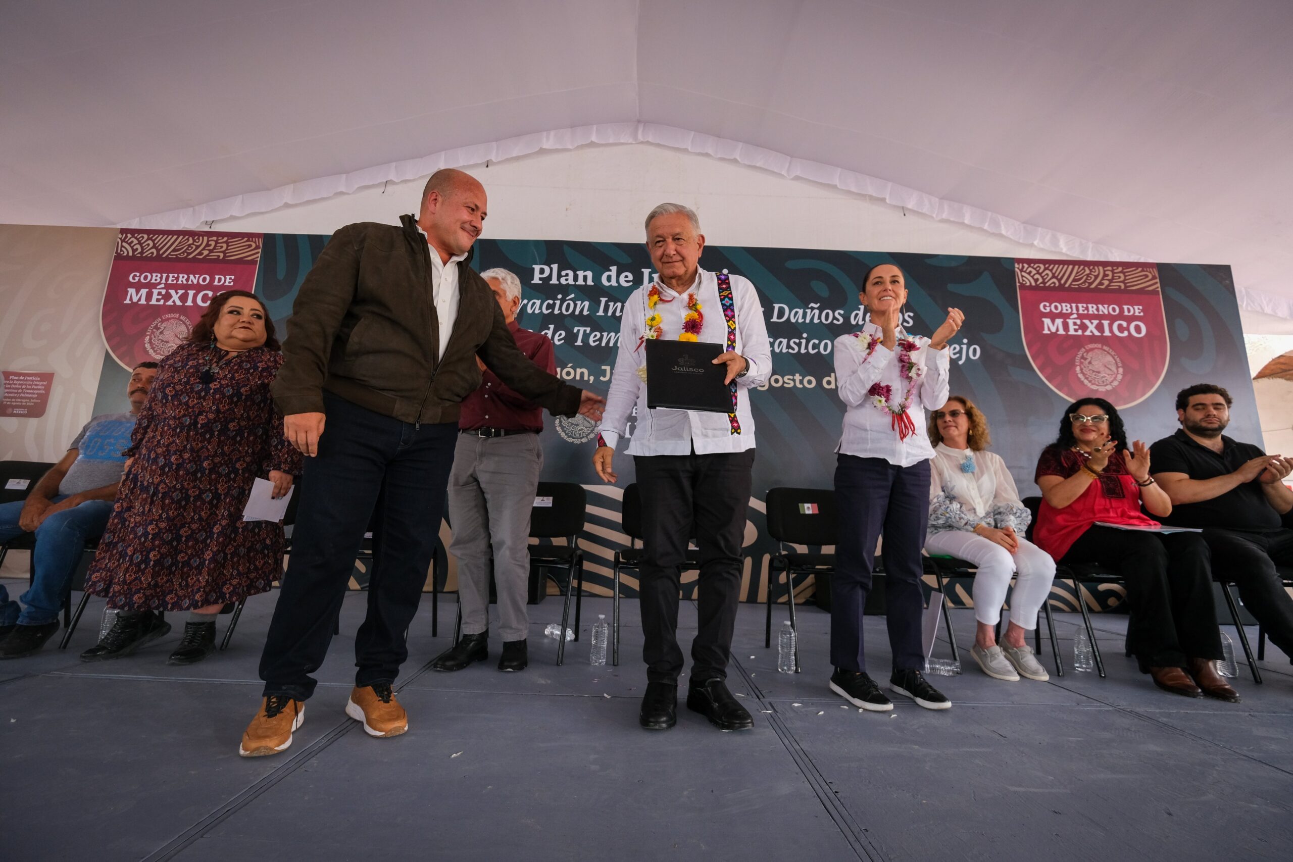 Sheinbaum y AMLO defienden a Enrique Alfaro en evento Jalisco tras abucheos