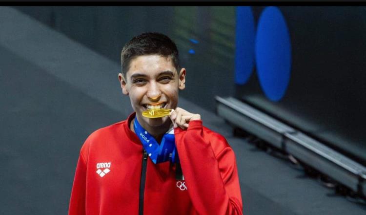 Diego Villalobos consigue su segunda medalla de oro en el Campeonato Juvenil de Natación Artística