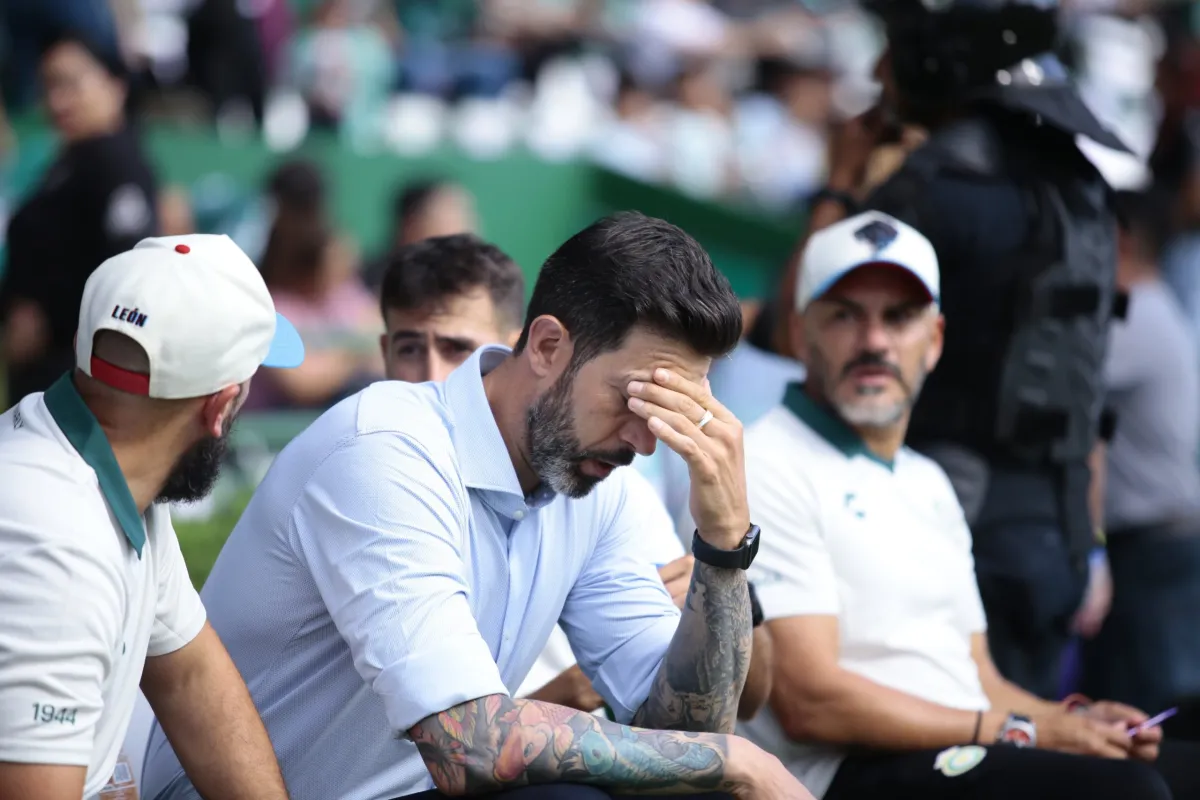 El León hace oficial la destitución del estratega uruguayo Jorge Bava