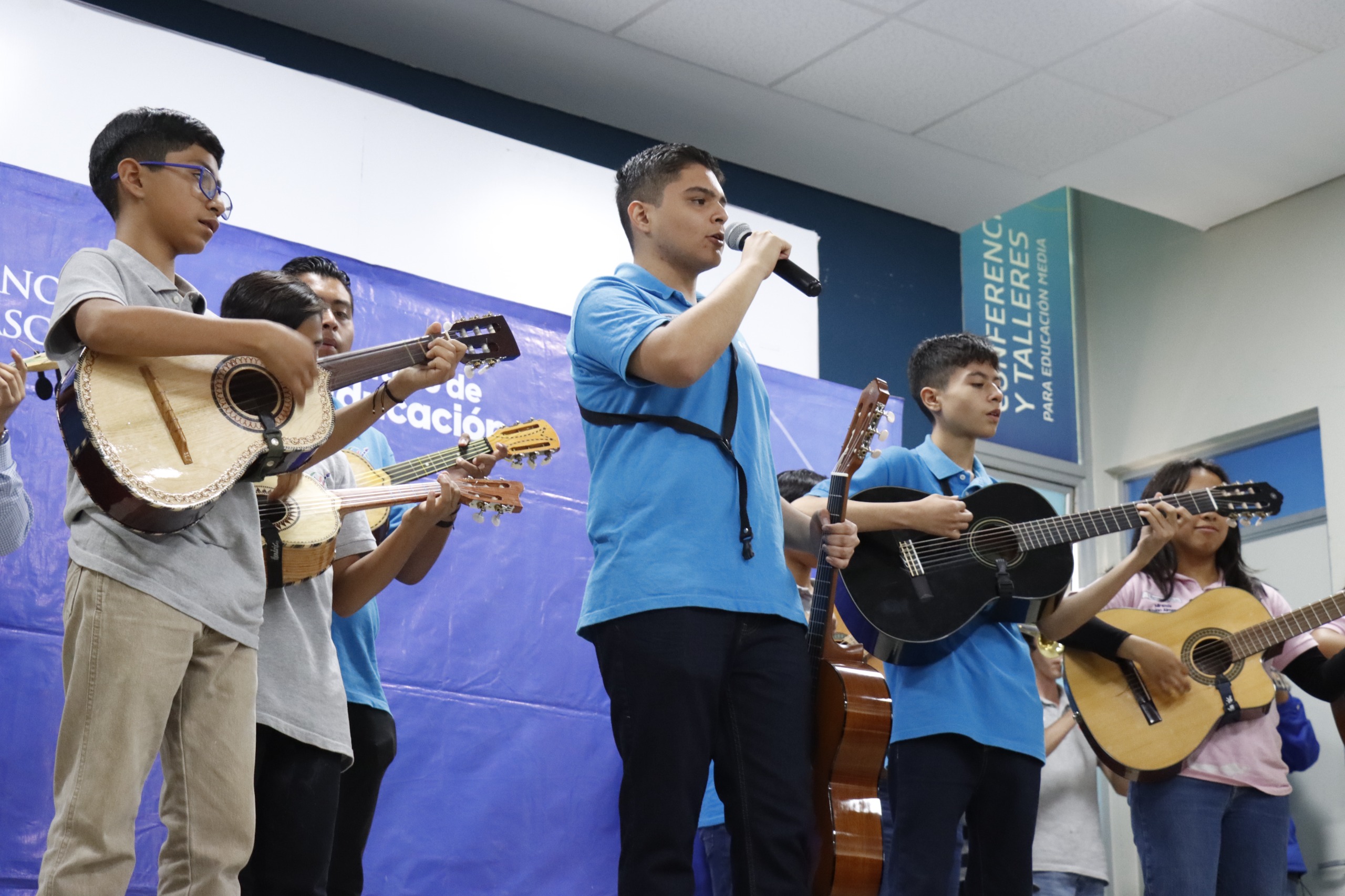 Invitan a estudiantes a formar parte del Mariachi Monumental “Gigantes de Aguascalientes”.