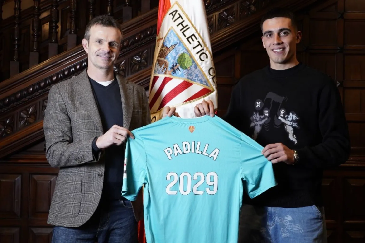 Portero mexicano Alex Padilla renueva con el Athletic hasta 2029