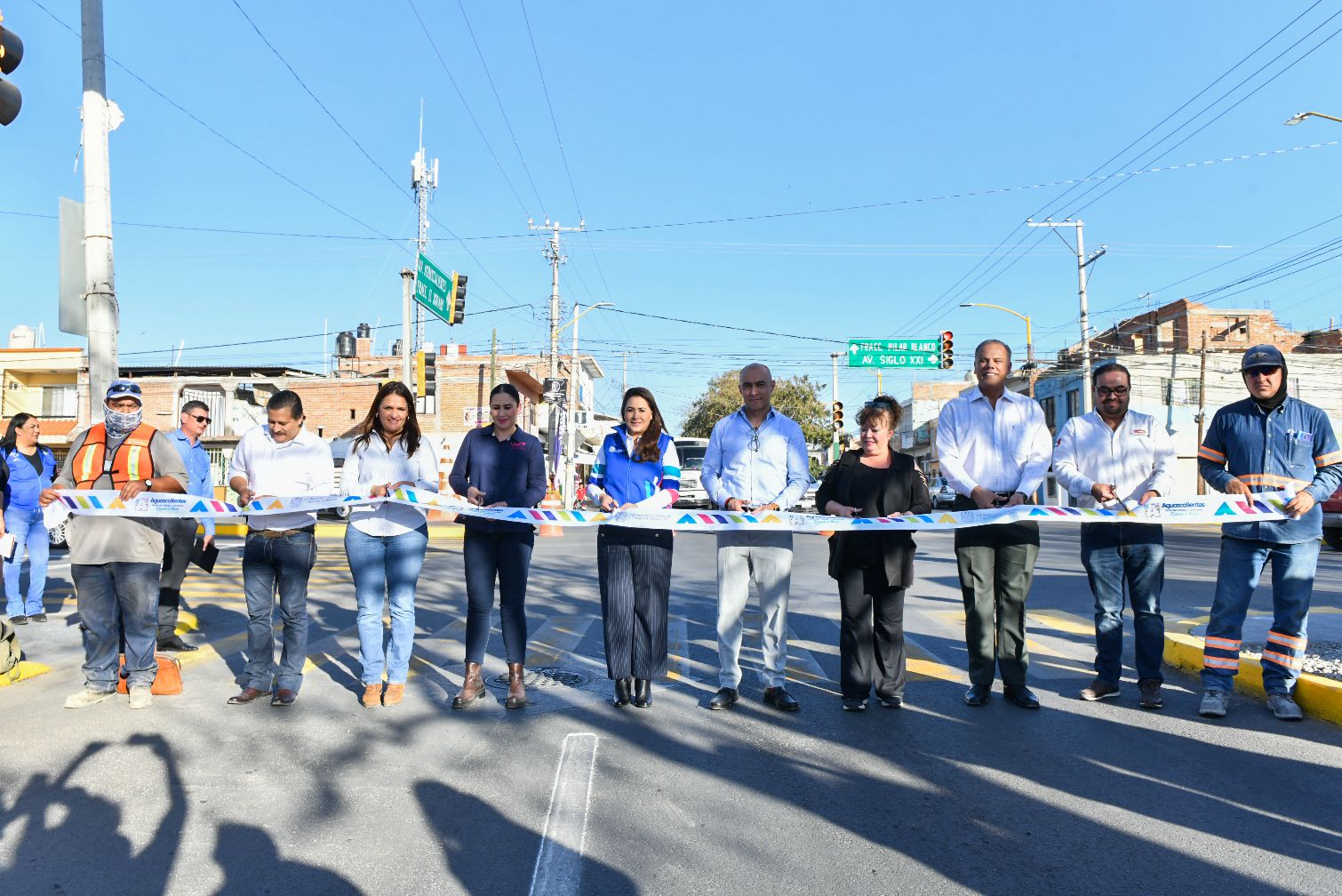 Entrega Tere Jiménez obras de rehabilitación en vialidades de Insurgentes y Pilar Blanco