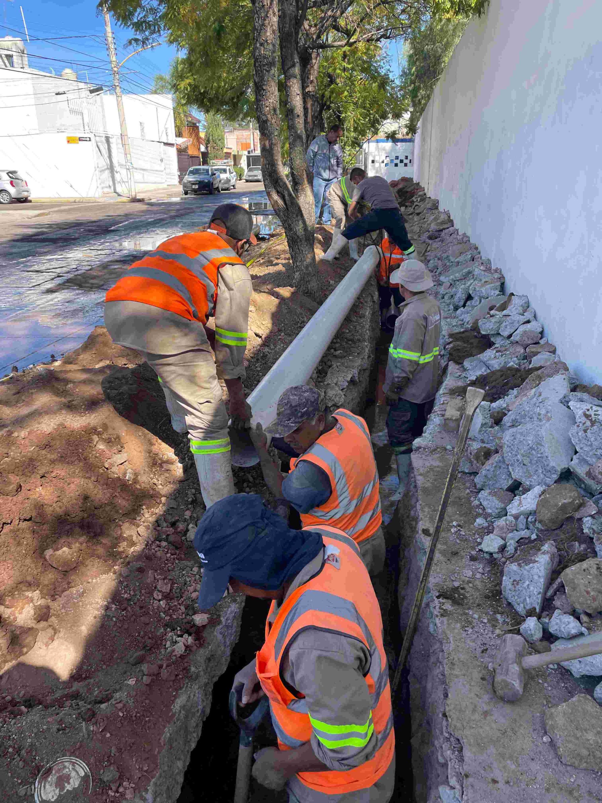 Rehabilitó MIAA tubería de agua potable en el fraccionamiento Moderno