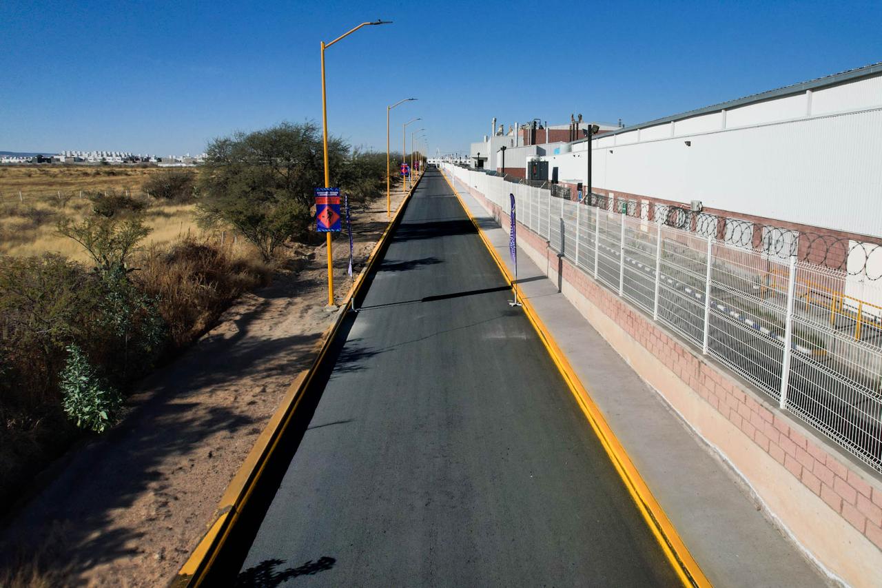 Entrega Tere Jiménez nueva vialidad que mejora el acceso al Parque Industrial Gigante de Los Arellano