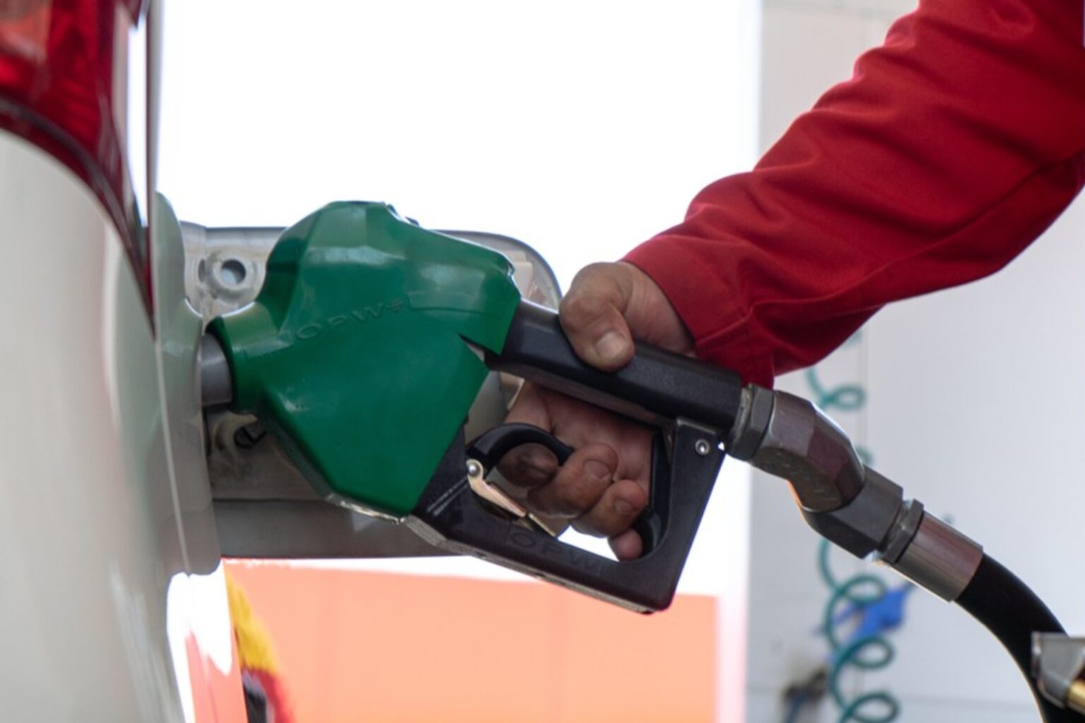 Profeco: 80.4% de estaciones venden gasolina regular por debajo de 24 pesos por litro