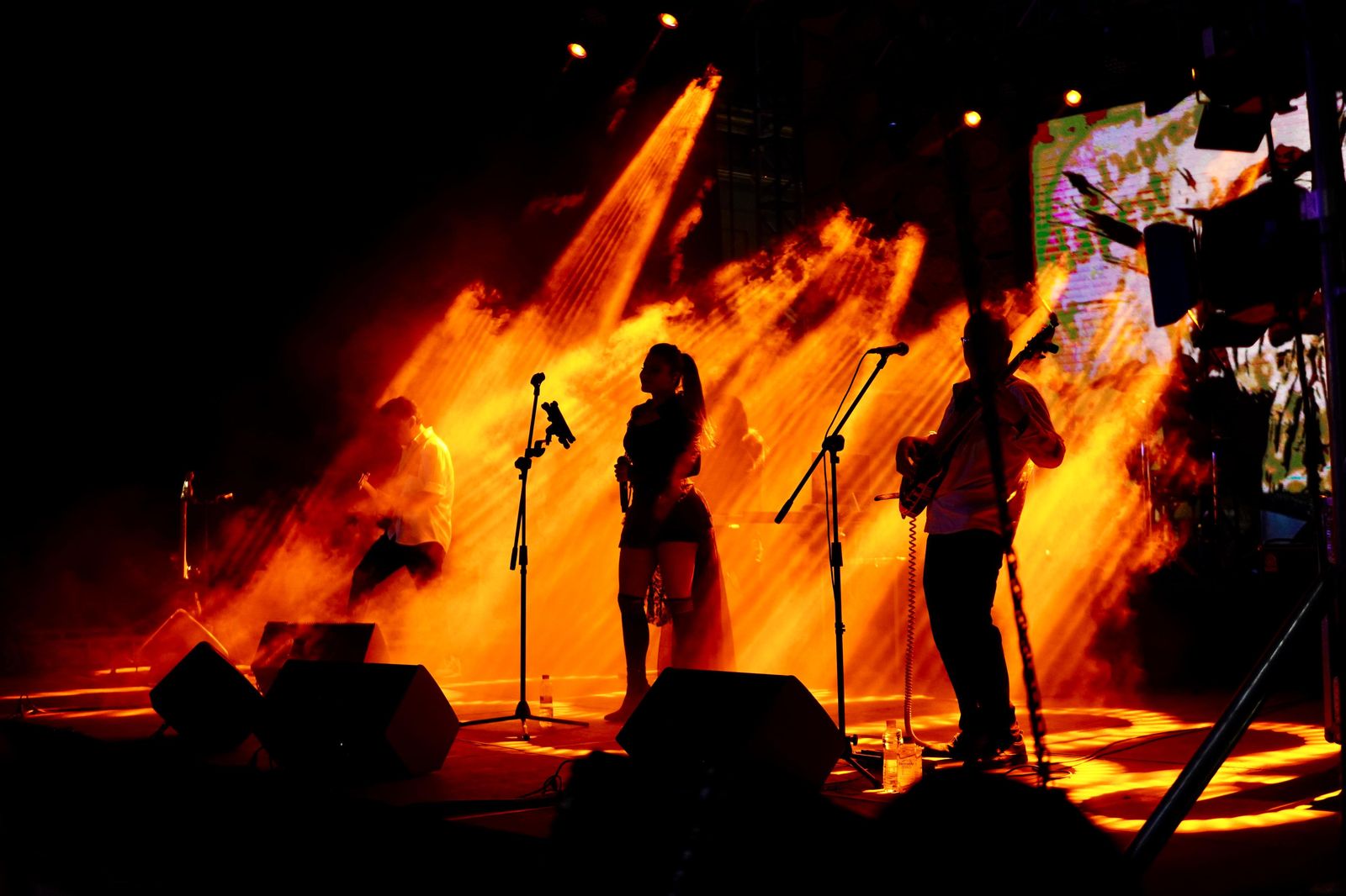 Gran noche de rock sacude el Corredor Cultural Carranza,