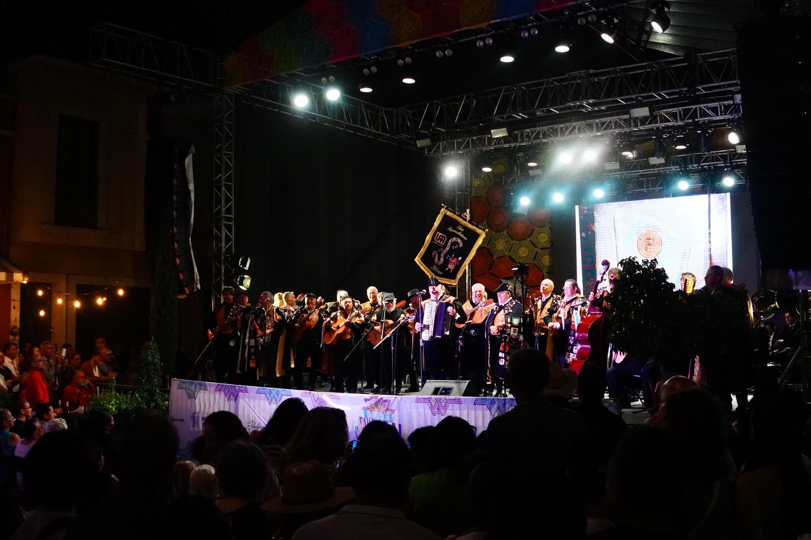 Noche de tradición y talento en el Corredor Cultural Carranza