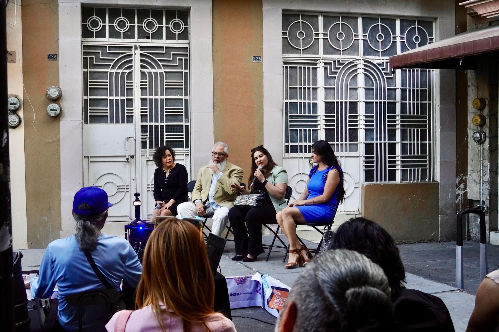 “Diálogos sobre el libro y su destino” reúne voces expertas en el Corredor Cultural Carranza por el Día Internacional de Libro