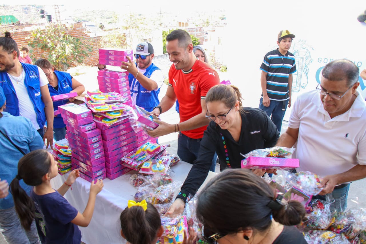 Celebran el Día del Niño en Calvillo