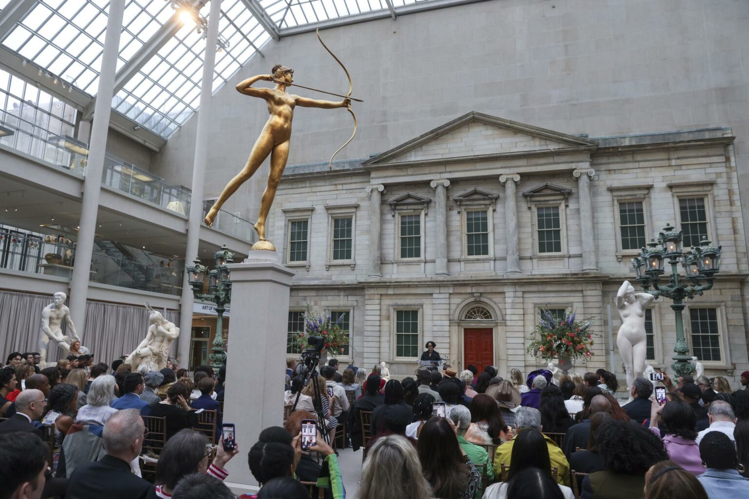 Met Gala 2025 recauda cifra récord de 31 millones de dólares