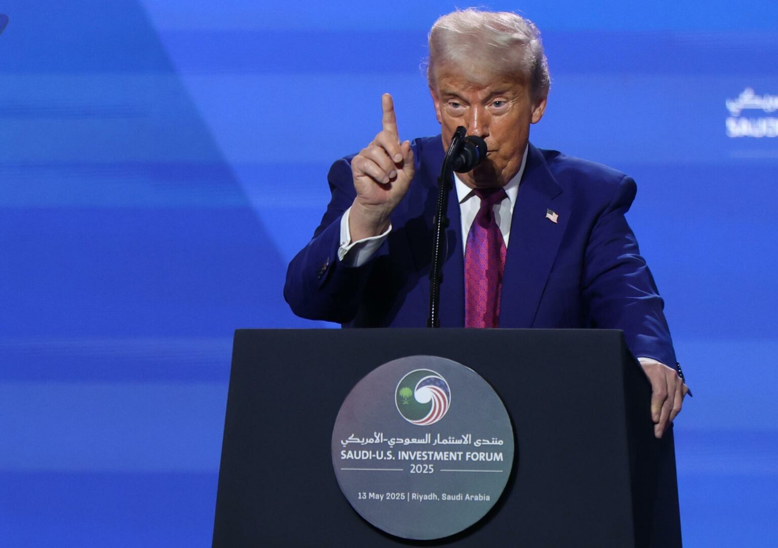 Trump Gasta $21 Millones en Trasladar Migrantes a Guantánamo