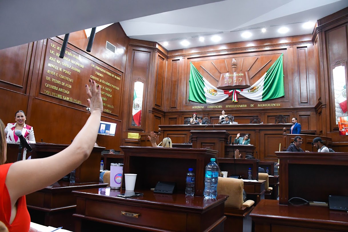 Congreso de Aguascalientes establece en la Constitución local la figura de obra pública financiada
