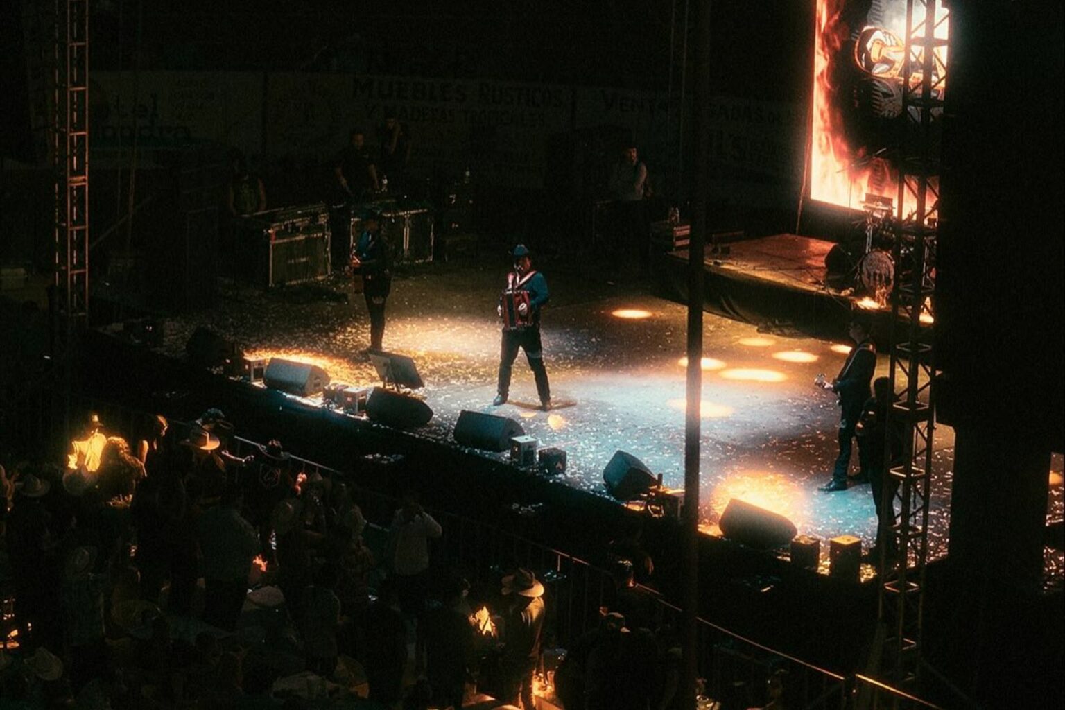 Investigan a “Los Alegres del Barranco” por presunto karaoke de narcocorridos en Jalisco