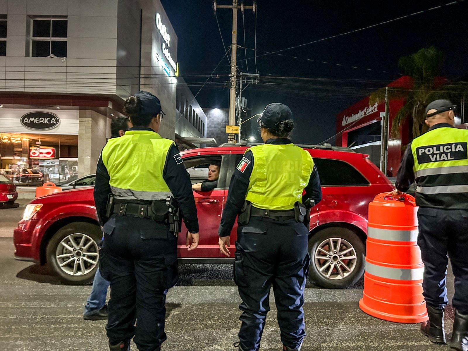 Mantiene Seguridad Pública Municipal el operativo «Alcoholímetro»