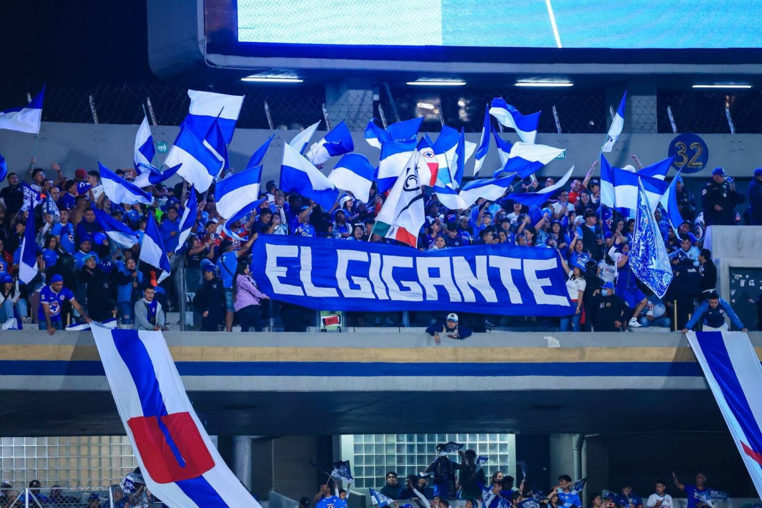 Cruz Azul y Vancouver Whitecaps disputarán la final de la Copa de Campeones de la Concacaf en el Olímpico Universitario