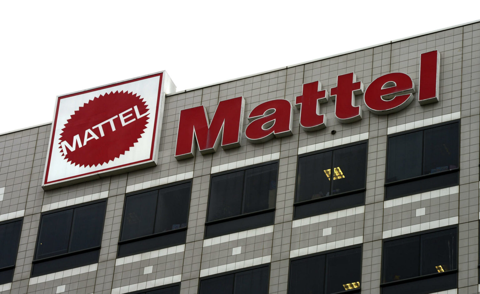 Mattel anuncia posibles aumentos de precios por aranceles de EE.UU. y comentarios de Trump