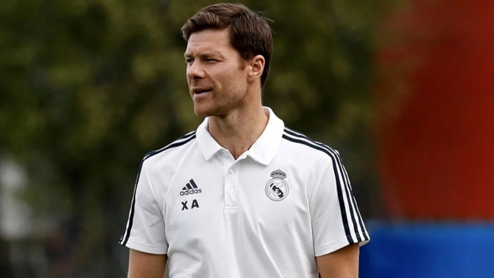 Xabi Alonso es oficialmente el nuevo entrenador del Real Madrid