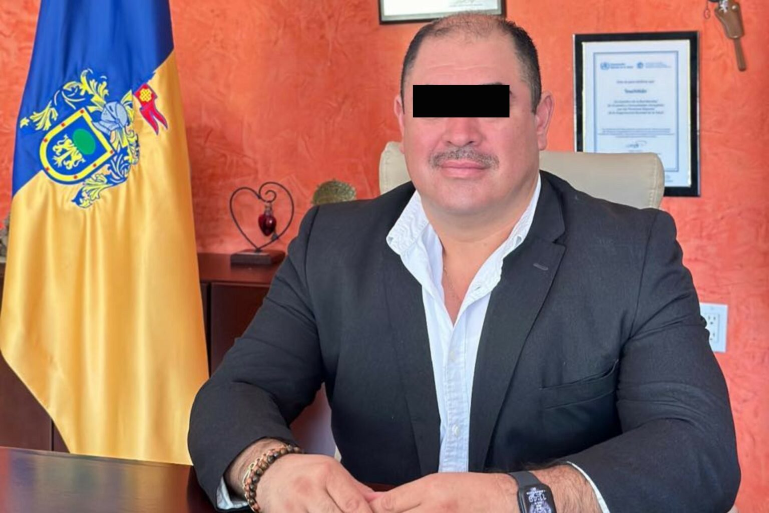 Detienen al alcalde de Teuchitlán por caso de desaparición en Rancho Izaguirre