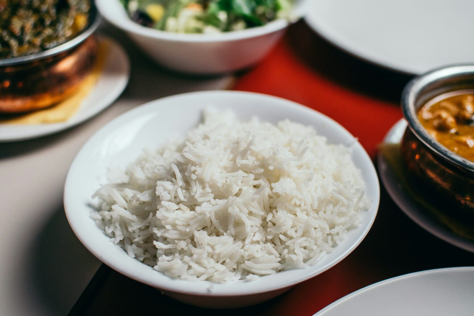 Dimite ministro japonés tras comentario sobre arroz gratuito en medio de crisis alimentaria