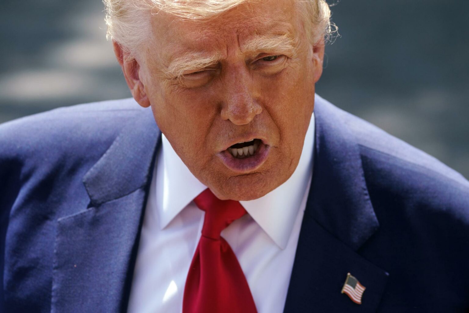 Trump impone aranceles del 100% a películas extranjeras para proteger la industria cinematográfica estadounidense