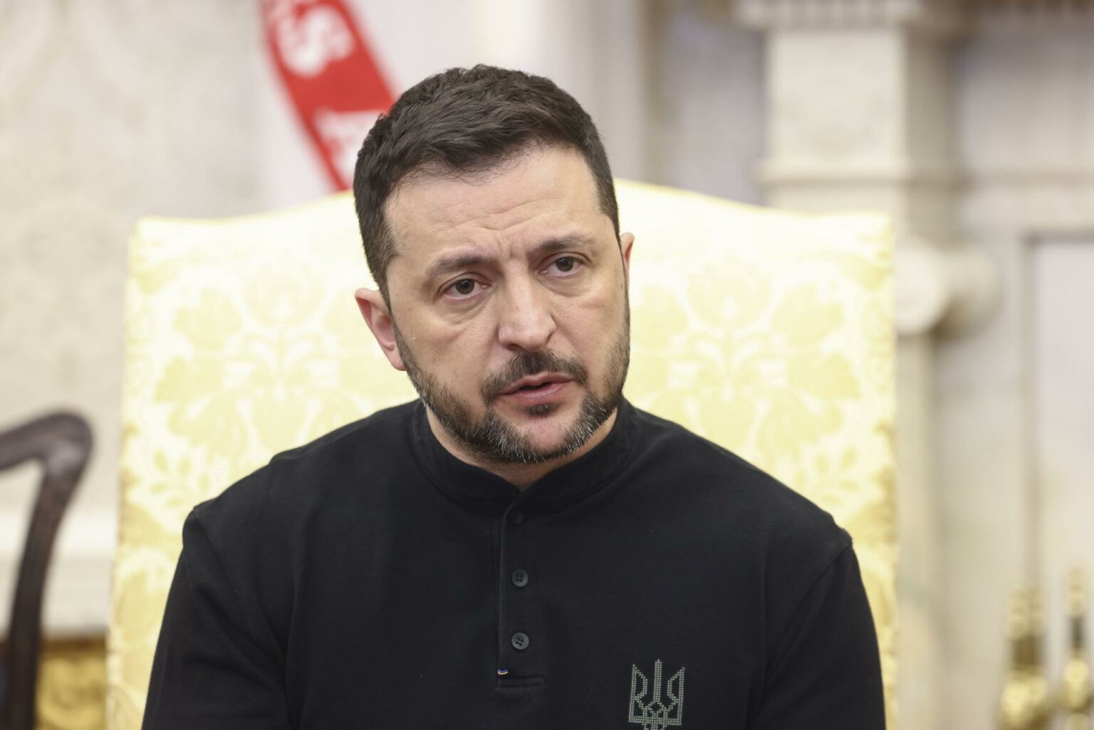 Zelenski ordena aumentar la producción militar para responder a ataques rusos