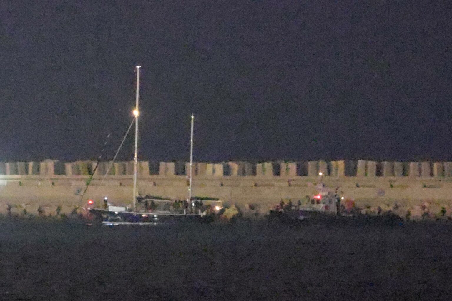 Buque de la Flotilla de la Libertad llega a Ashdod tras intervención israelí