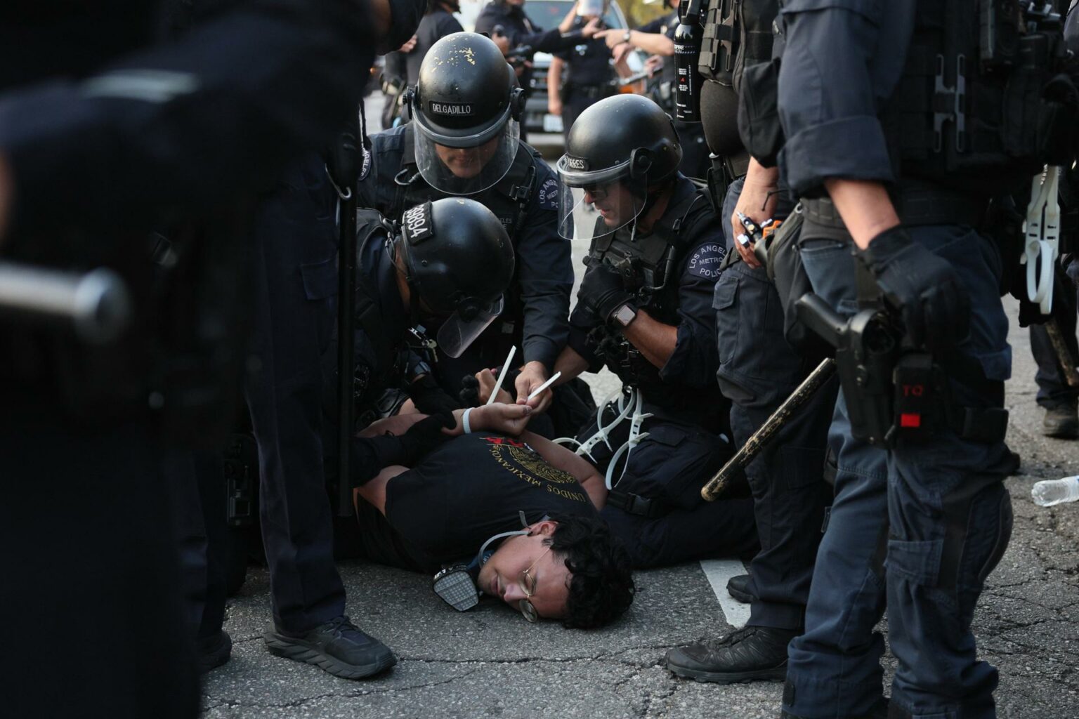 ICE irrumpe en granjas de California persiguiendo a campesinos indocumentados