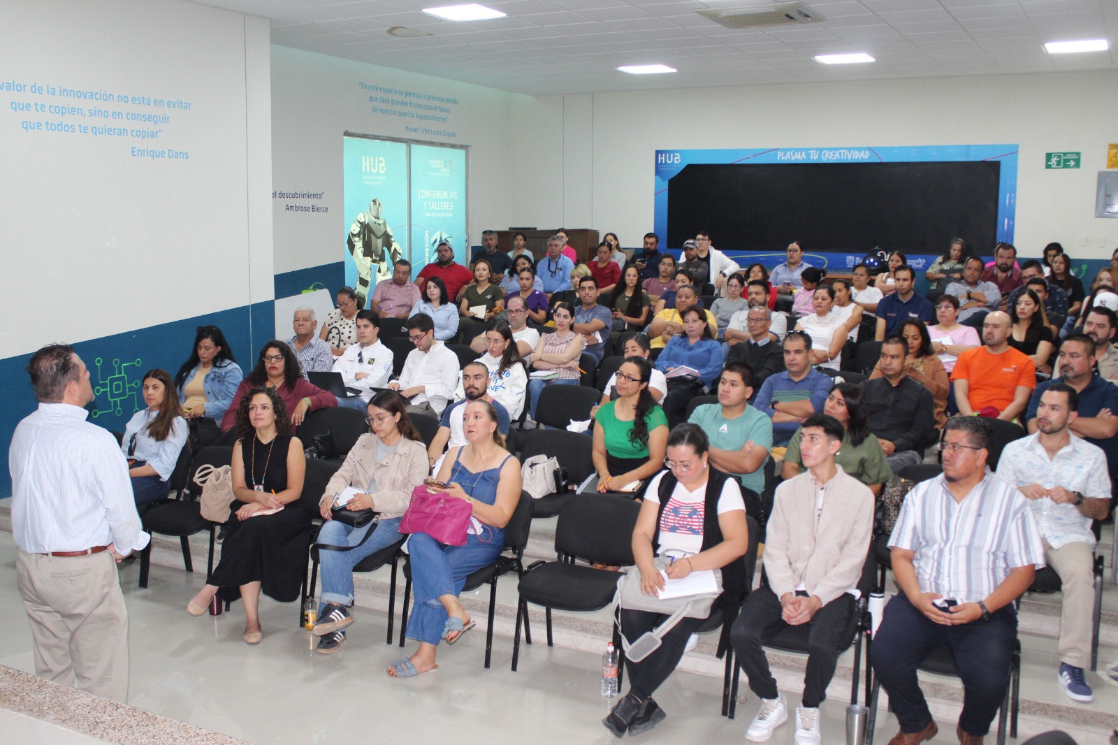 Anuncian cursos gratuitos de formación empresarial para emprendedores