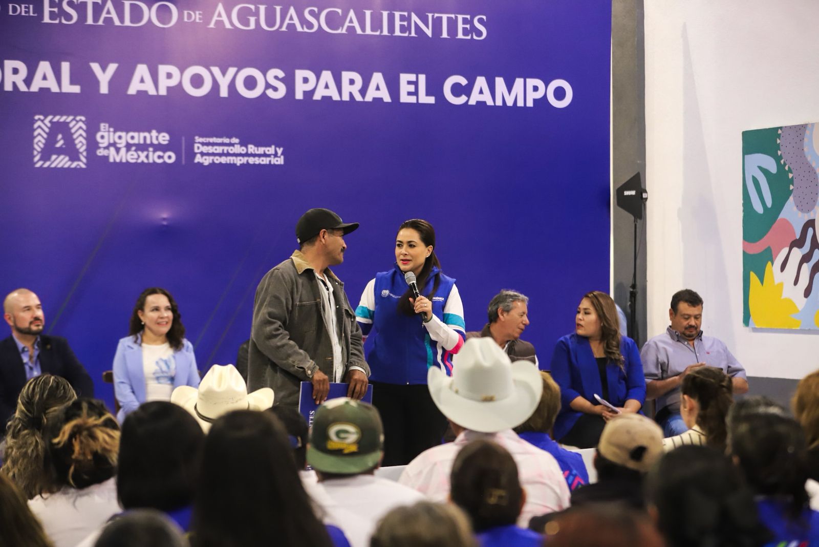 Impulsa Tere Jiménez al sector rural con apoyos y empleo temporal en Jesús María