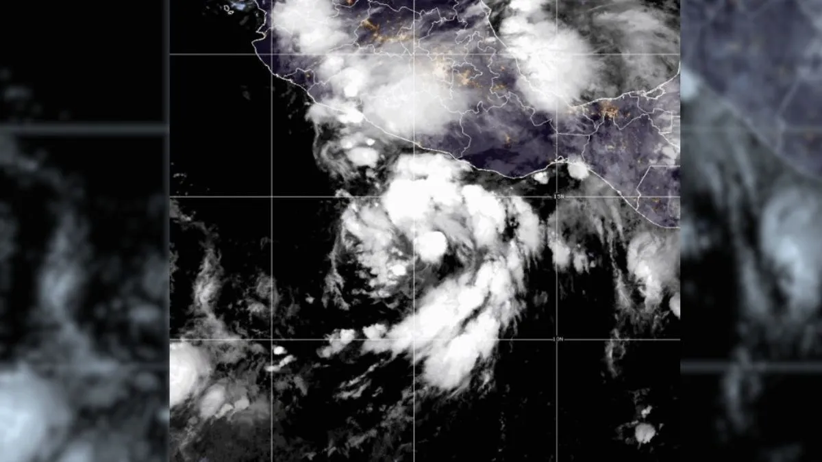 Se forma la depresión tropical Seis-E; podría evolucionar al huracán ‘Flossie’