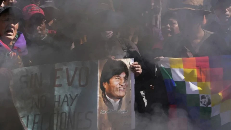 Gobierno de Bolivia denuncia a Evo Morales por terrorismo y sabotaje electoral