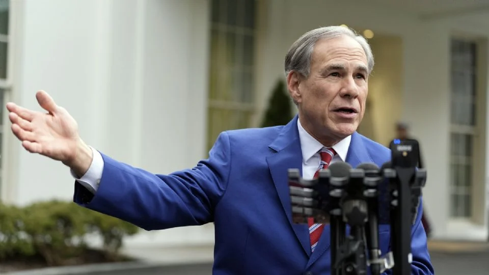 Abbott moviliza más de 5,000 efectivos en Texas para contener protestas por redadas