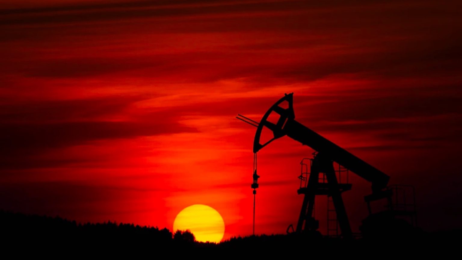 Parlamento iraní pide cerrar el estrecho de Ormuz, clave en el comercio de petróleo y gas