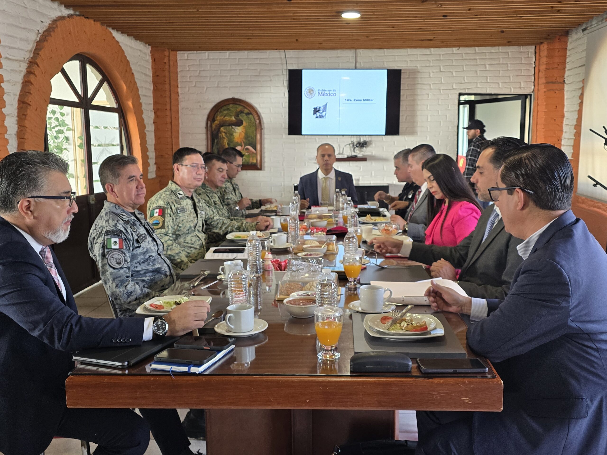Gobierno del Estado refuerza estrategia de seguridad mediante trabajo coordinado con fuerzas federales