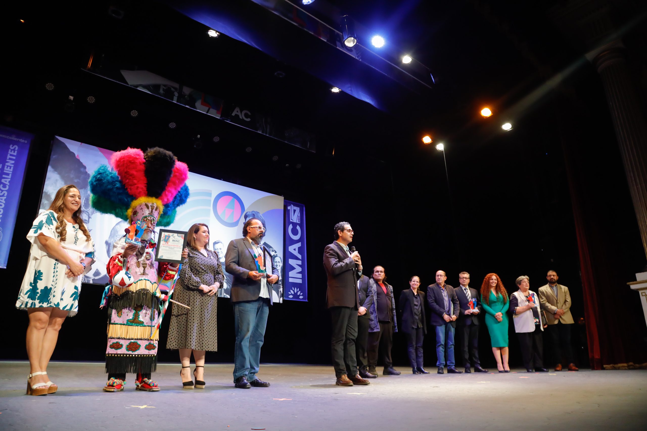 Celebra el IMAC 17 aniversario reconociendo a grandes figuras de la cultura y el arte en Aguascalientes