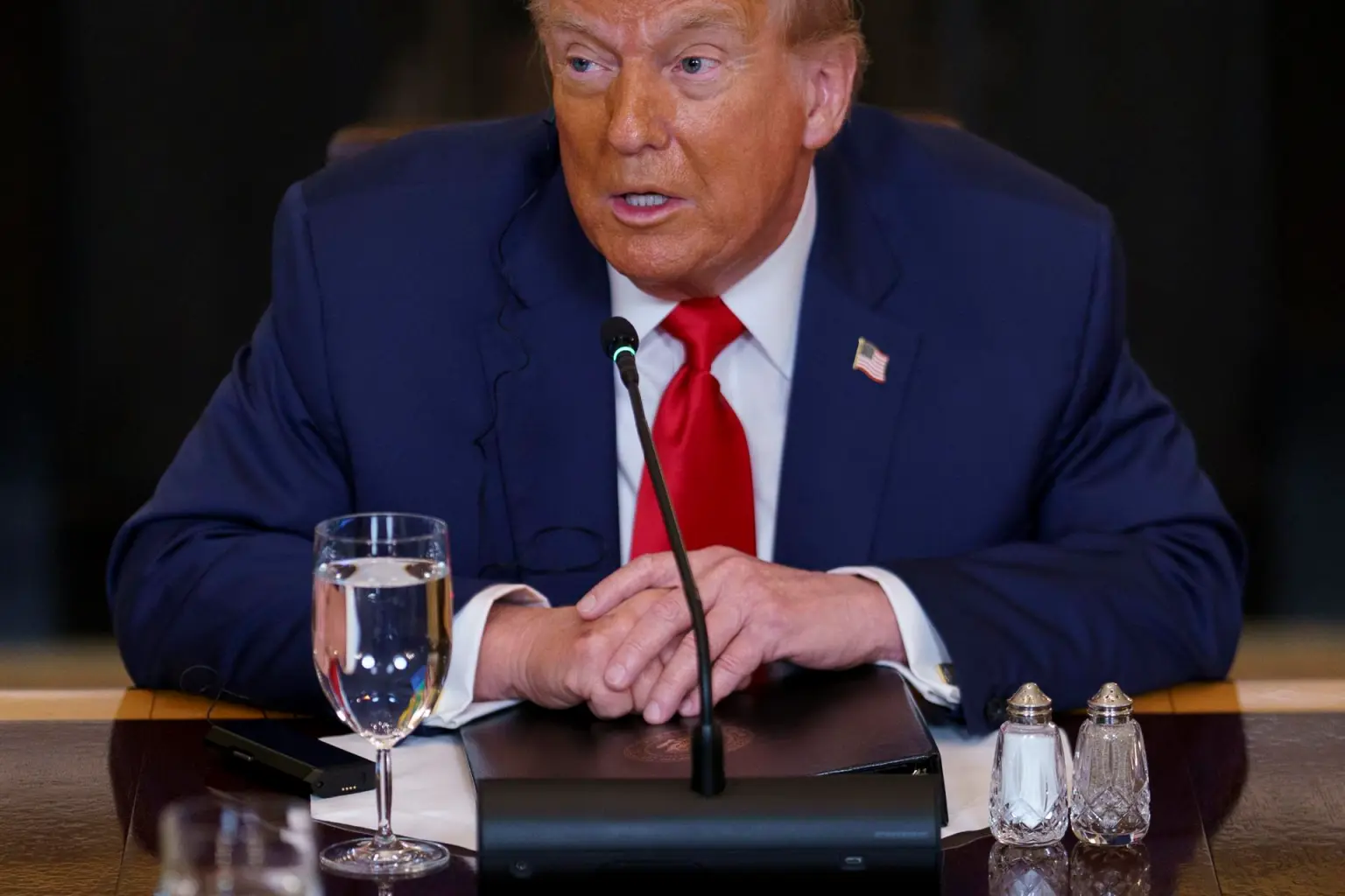 Trump anuncia un arancel del 50% a Brasil en represalia por el juicio a Jair Bolsonaro