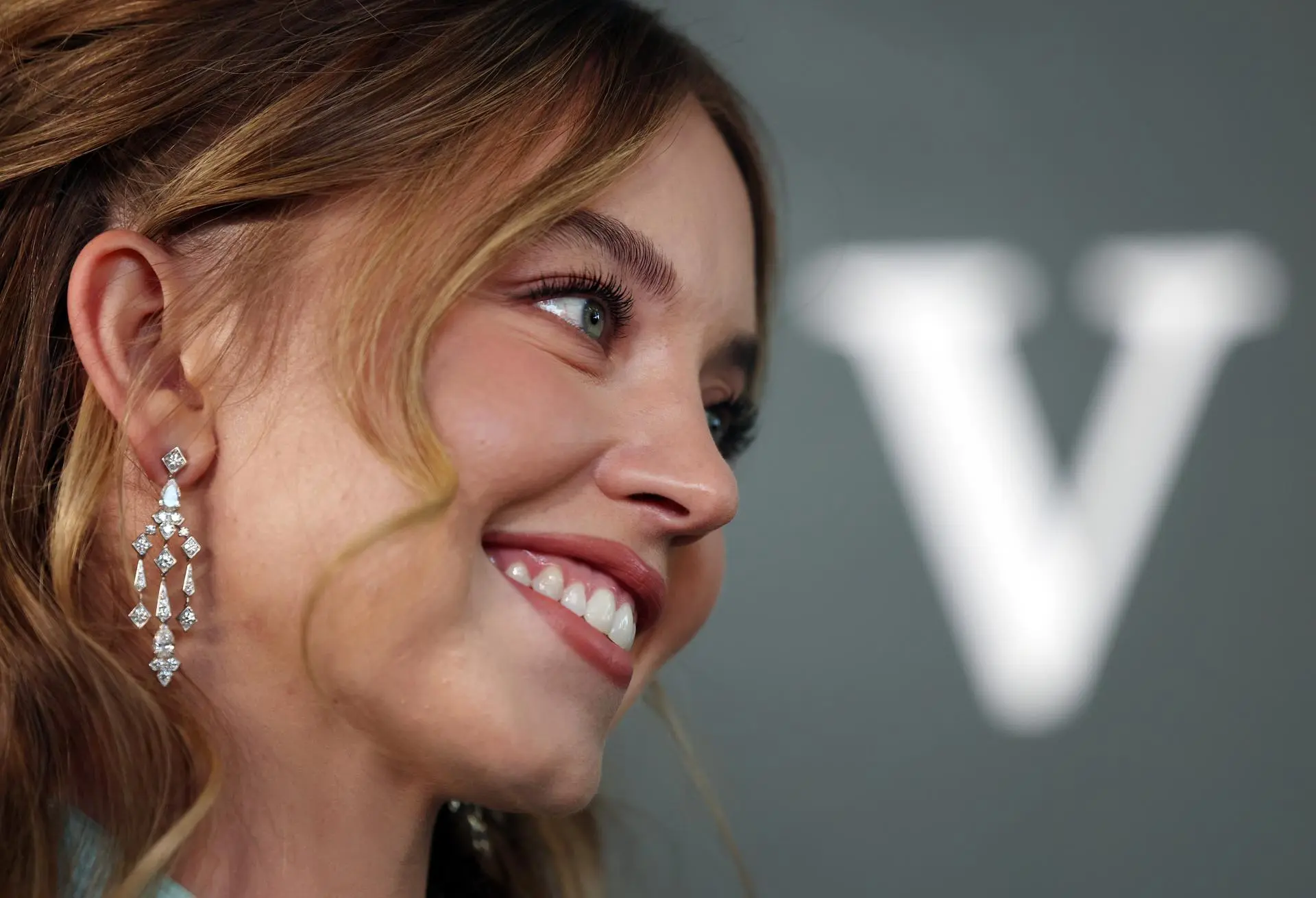 American Eagle sube 24% en bolsa tras halago de Trump a polémico anuncio de Sydney Sweeney