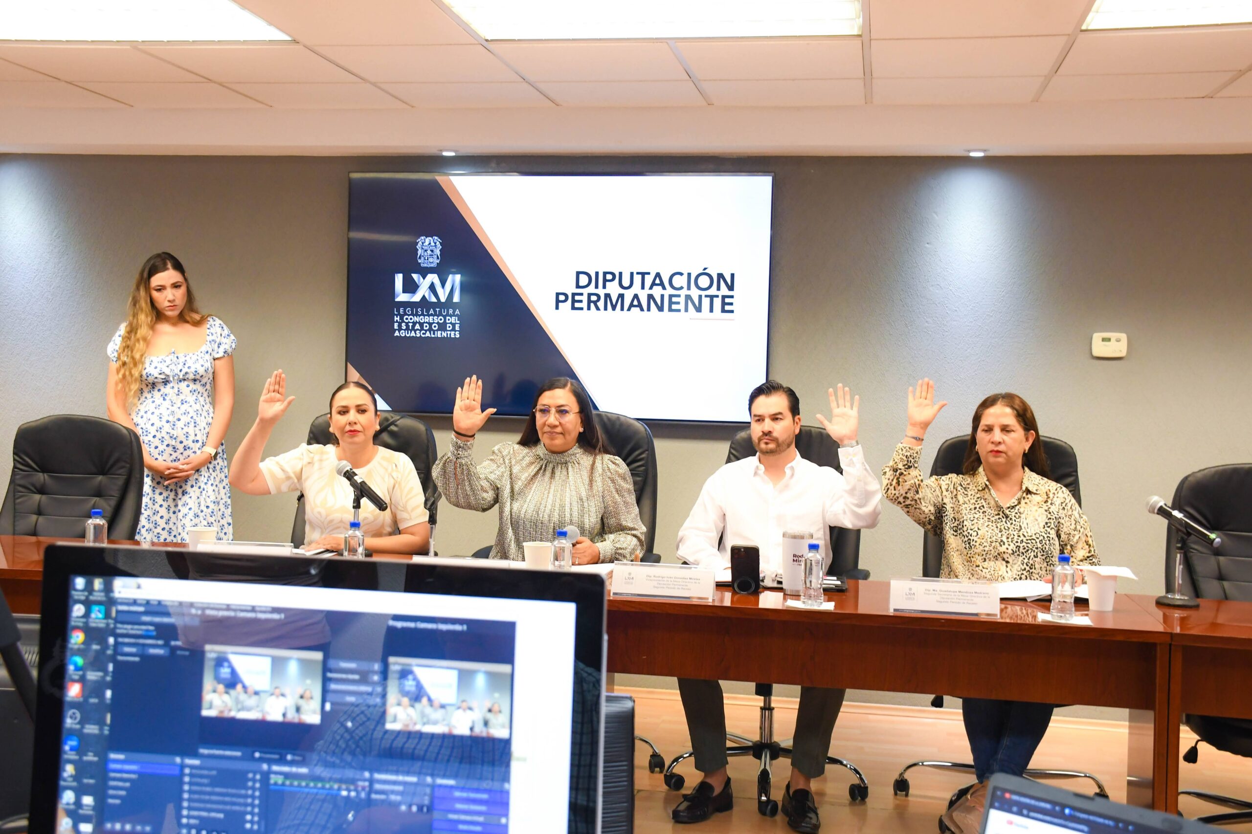 La Diputación Permanente convocó a un quinto periodo extraordinario de sesiones