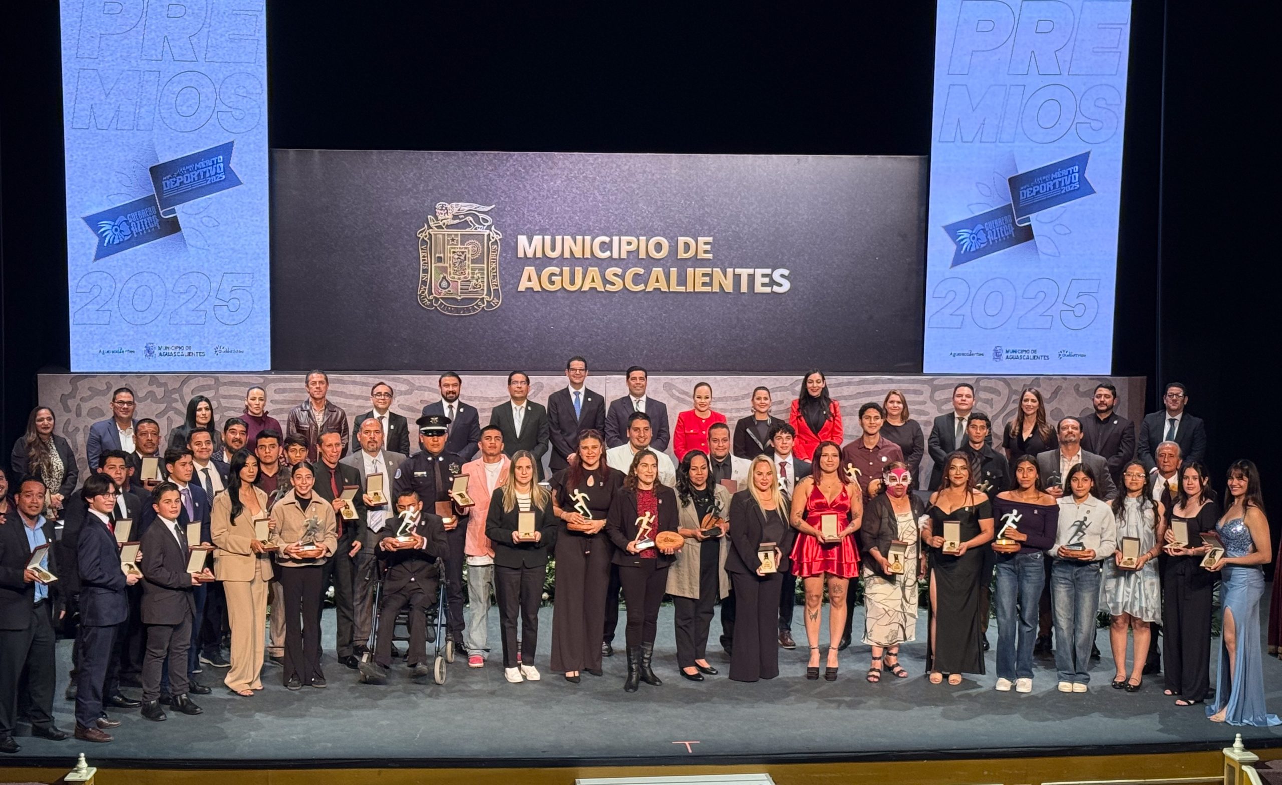 Entrega municipio premios al Mérito Deportivo y al Guerrero Azteca 2025