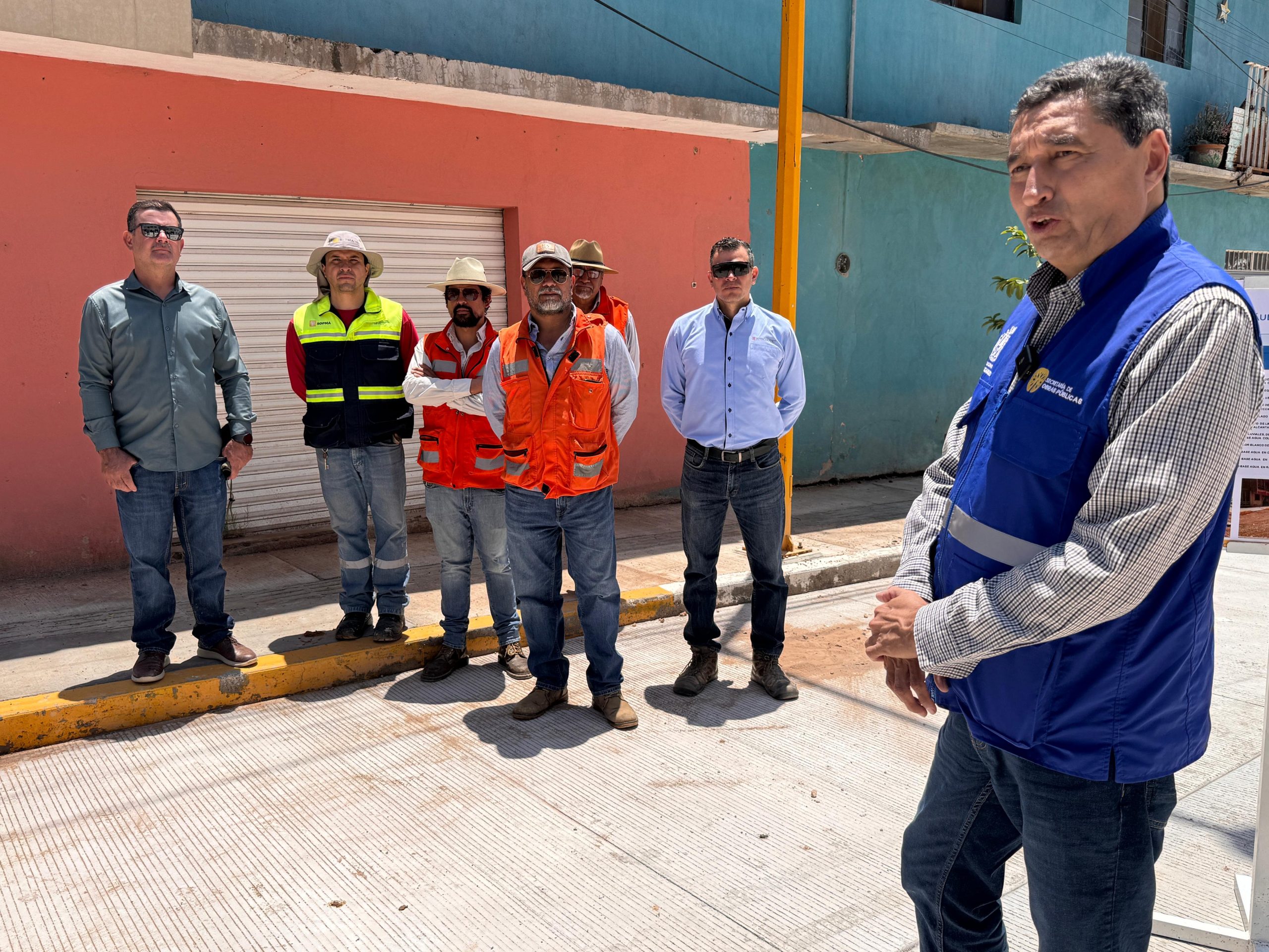 Municipio de Aguascalientes realiza la pavimentación con concreto hidráulico en vialidades de Los Pericos