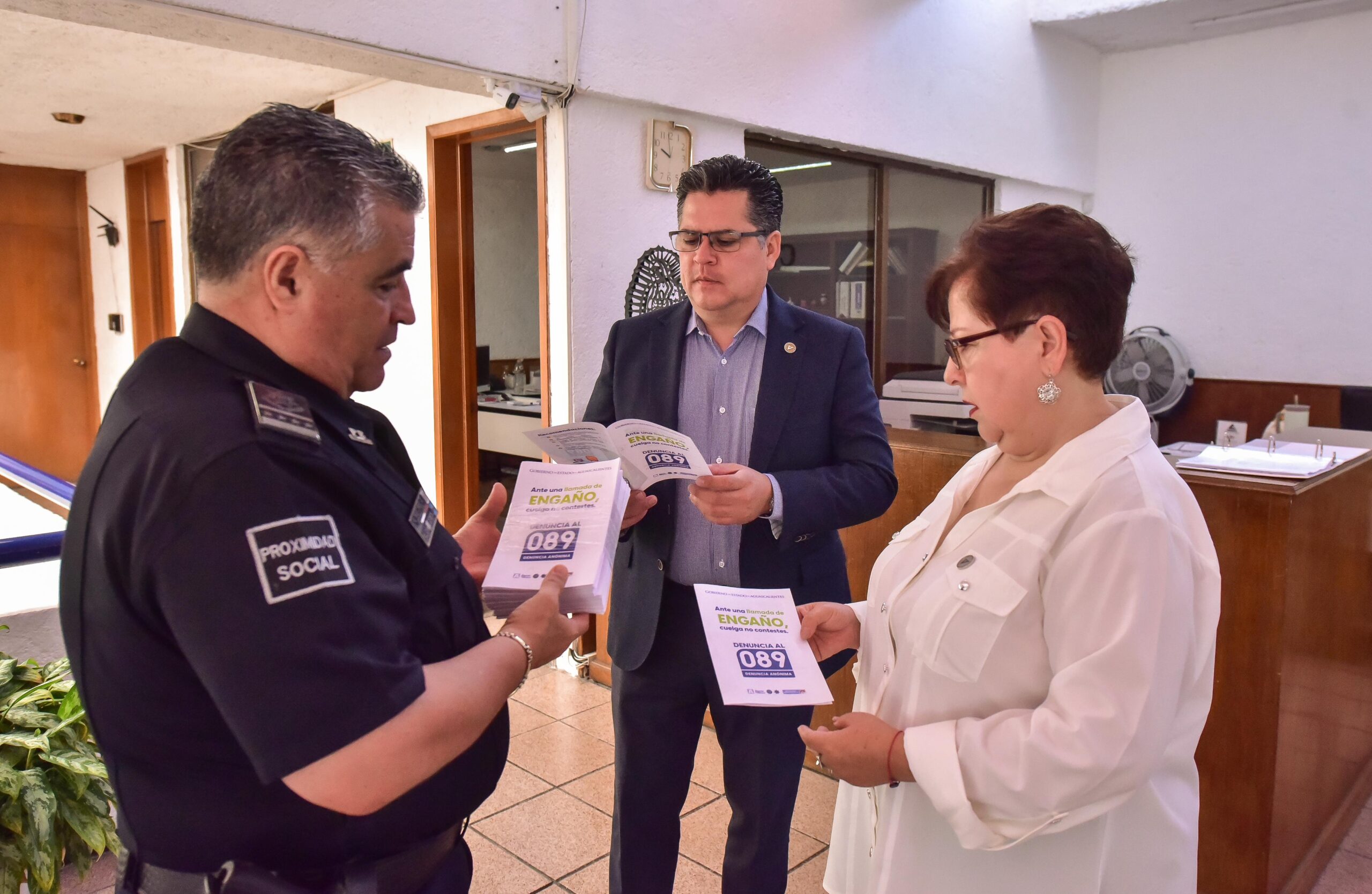 Trabajan autoridades y empresarios en prevención de llamadas de engaño