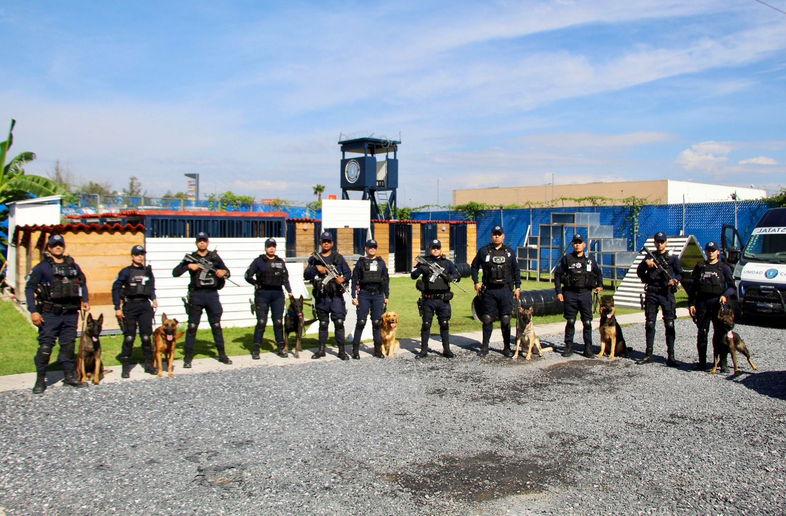 Grupo Especial Canino de la Secretaría de Seguridad Pública del Estado de Aguascalientes recibe entrenamiento internacional