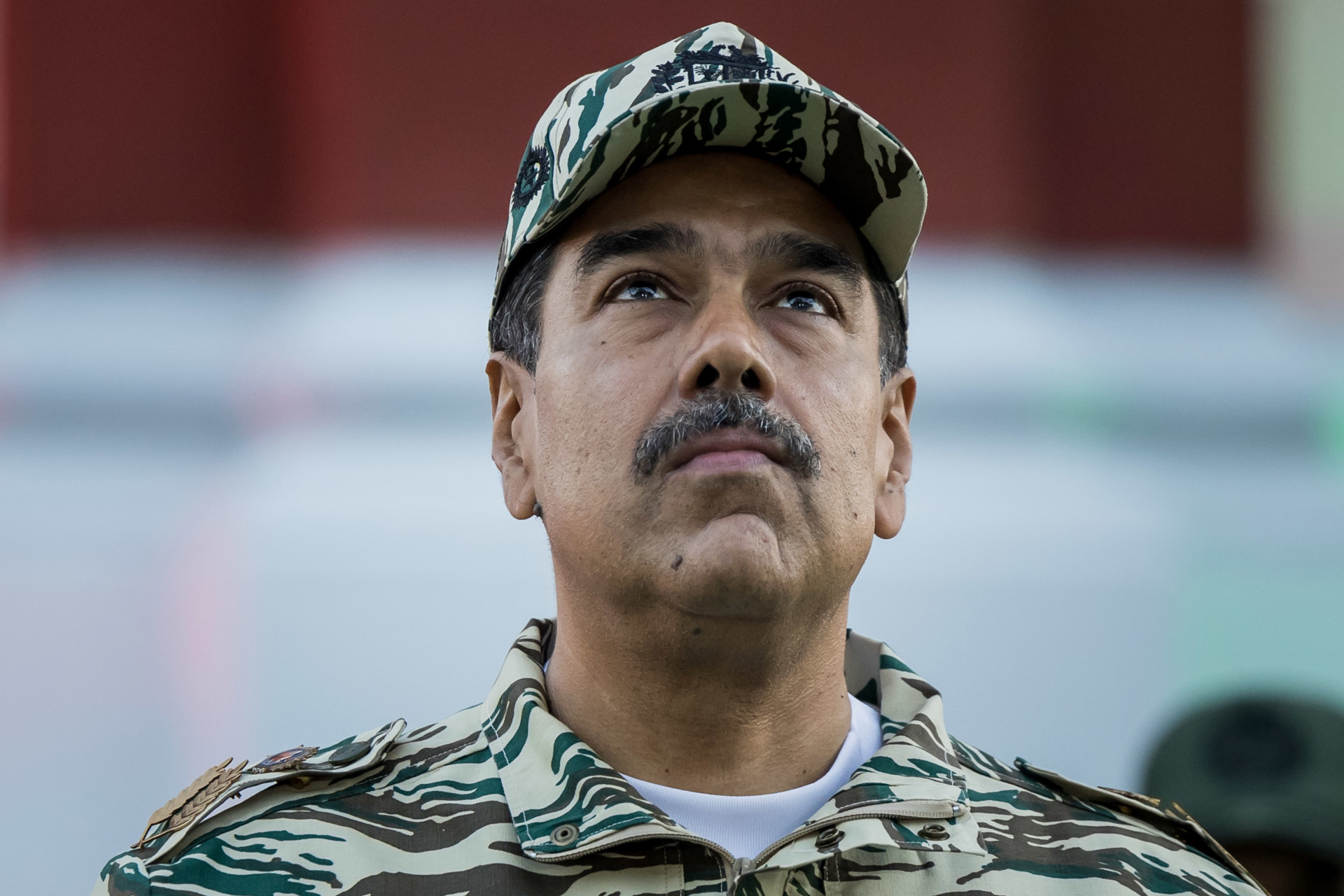 Uribe afirma que EE.UU. tiene pruebas de los vínculos de Maduro con el “narcoterrorismo”