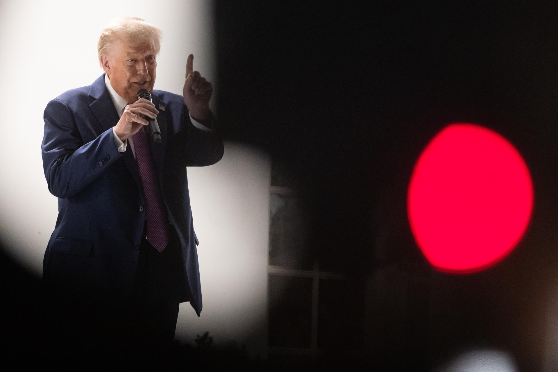 Trump redobla esfuerzos para controlar la Fed