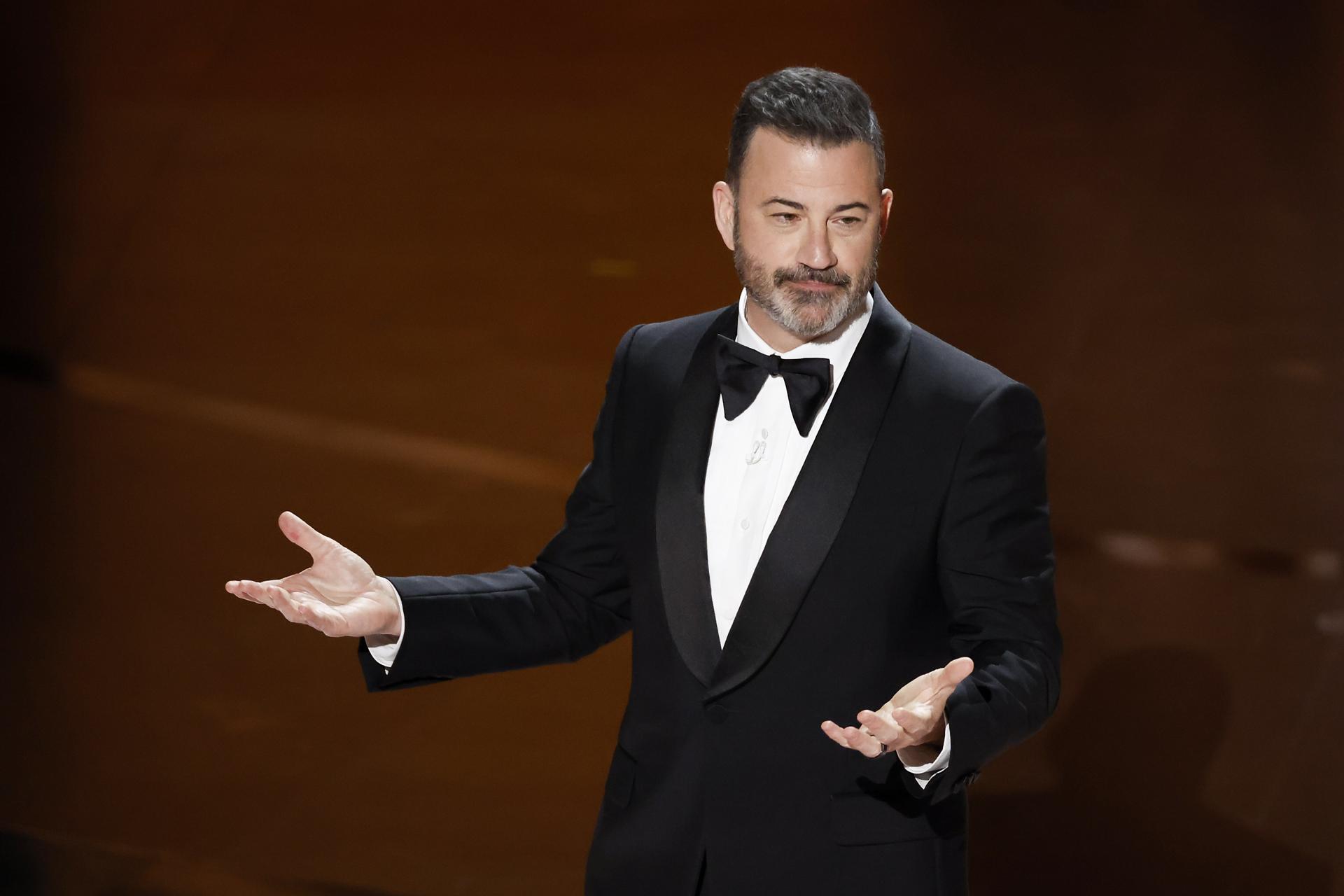 Suspenden el programa de Jimmy Kimmel por comentarios sobre Charlie Kirk